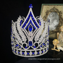 Beauty pageant crown